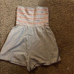 Strapless romper
